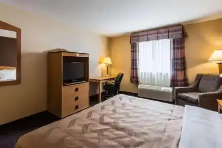 Quality Inn - 30
