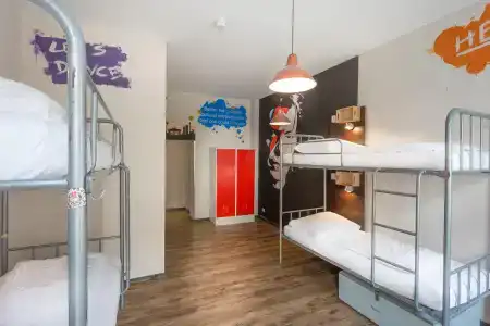 Sunflower Hostel Berlin - 53