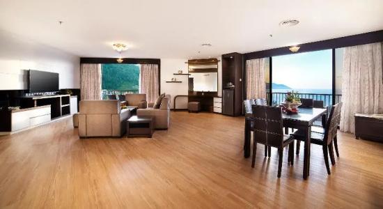 The Bayview Beach - 49