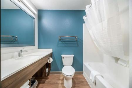WoodSpring Suites Orlando Kissimmee Maingate - 25