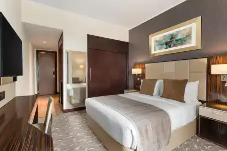 Hawthorn Suites by Wyndham Abu Dhabi City Center - 49