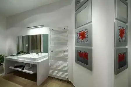 Karoly Corner Residences - 103
