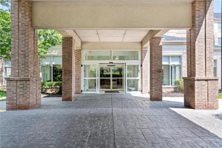Hilton Garden Inn - 27