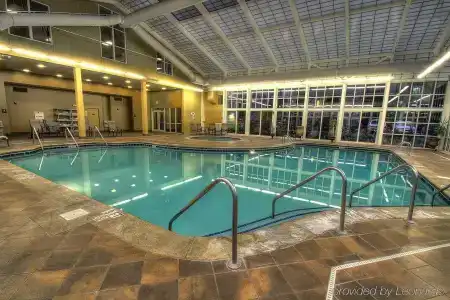 RiverStone Resort & Spa - 5