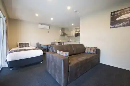 Ellerslie Palms - 6