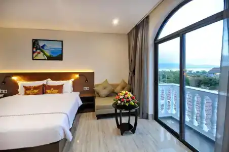 Crown Nguyen Hoang - 94
