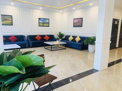 Paragon House and Residence - 10