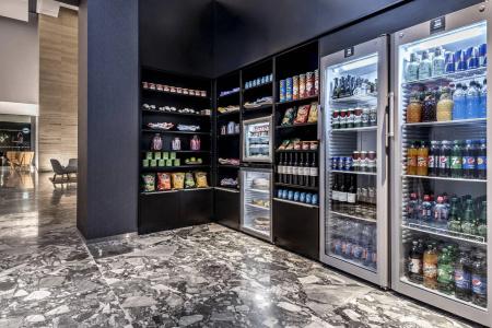 Courtyard by Marriott Brno - 10