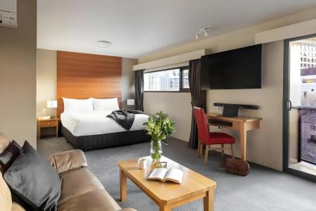 The Old Woolstore Apartment - 37