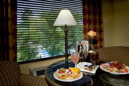 Holiday Inn Houston Intercontinental Airport, an IHG - 9