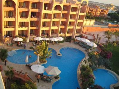 Africana & Spa - 33