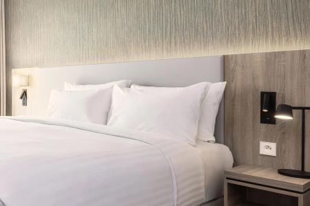Courtyard by Marriott Paris Charles de Gaulle Central Airport - 2