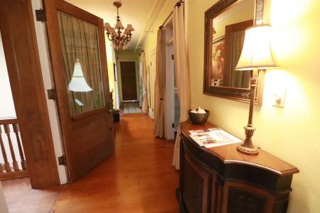 Inn at 835 Boutique - 102