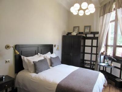 Boutique Castillo Rojo - 33