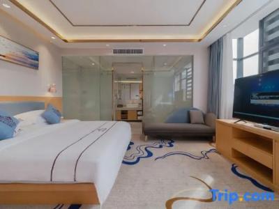 Microtel by Wyndham Lijiang - 82