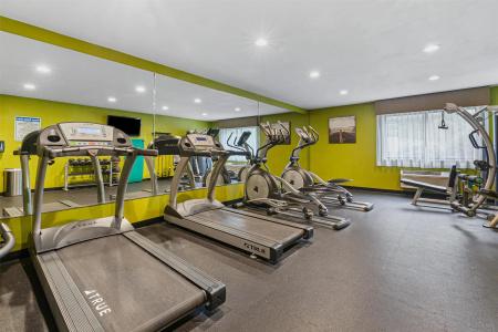 Best Western Ambassador Inn & Suites - 24