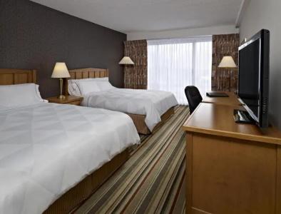 DoubleTree by Hilton North - 31