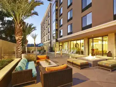Hampton Inn San Diego Mission Valley - 14