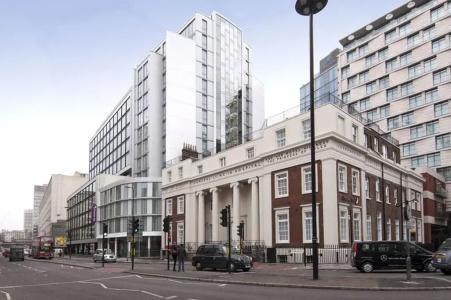 Premier Inn Waterloo - 16