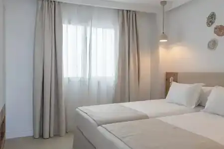 Roc Portonova Apartaments - 1