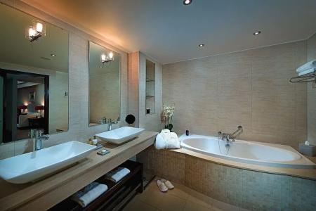 The Savoy - 14