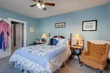 Heathwood Inn - 5