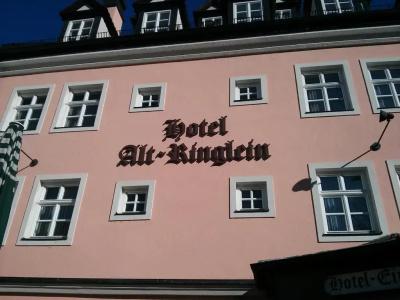 Alt-Ringlein - 24