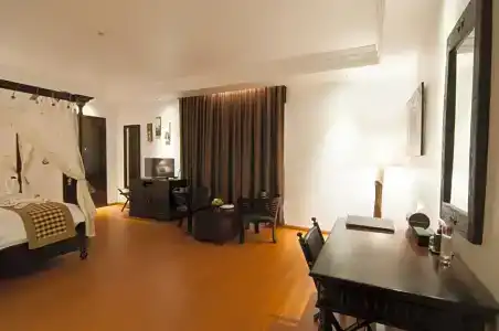 La Rose Suites - 169
