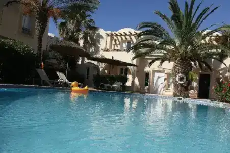 Guest House Villamar Suites & Villas - 27