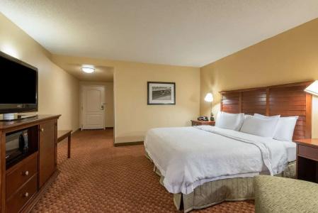 Hampton Inn - Suites-North-I-95 - 39