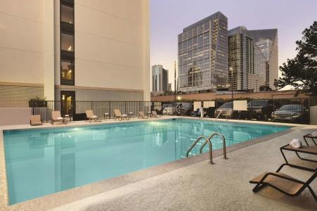 Hampton Inn Atlanta-Buckhead - 9