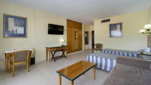 Apartamentos Pyr Fuengirola - 85