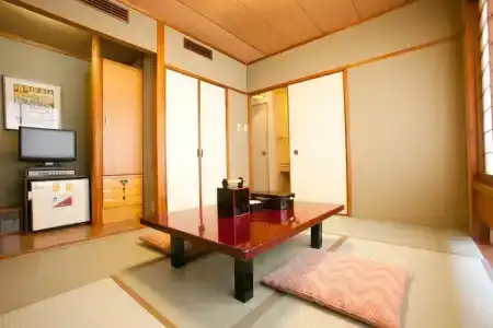 Yamatoya Honten Ryokan Osaka - 37