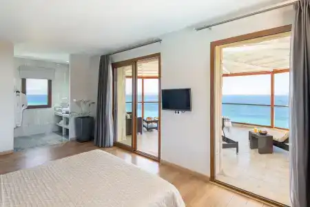 Blue Bay - 4