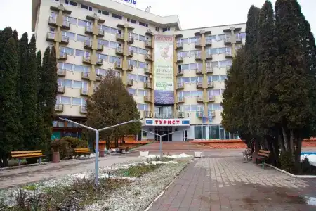Tourist Chernivtsi - 0