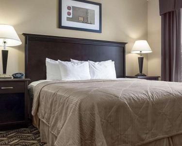 MainStay Suites - 26