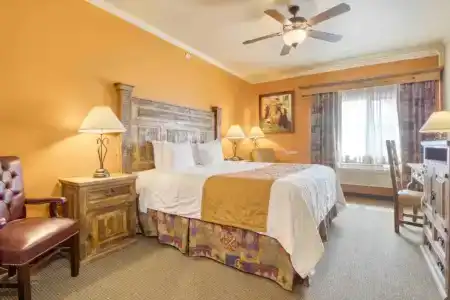 La Hacienda Inn - 15