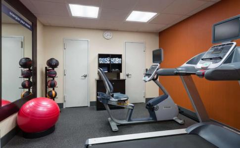 Hampton Inn Seaport Financial District - 21