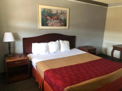 Americas Best Value Inn Denver - 28