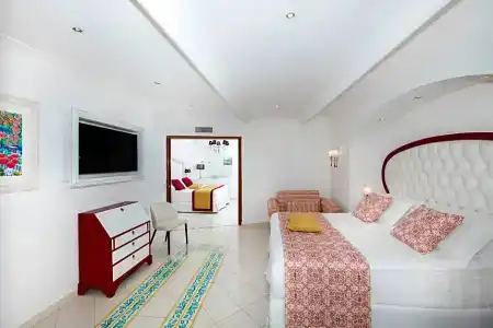 Eden Roc Suites - 81