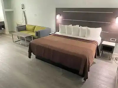 Travelodge By Wyndham San Antonio Lackland a f b - 82