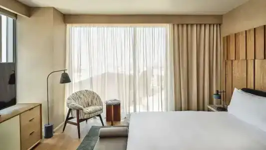 Conrad Los Angeles - 60