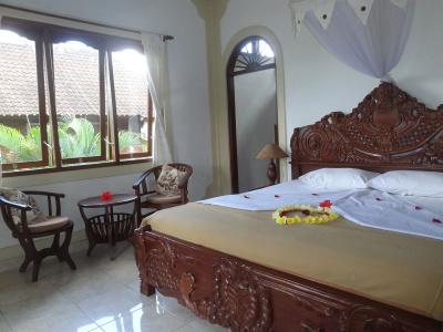 Hibiscus Cottages - 1