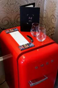 24 Royal Terrace - 83