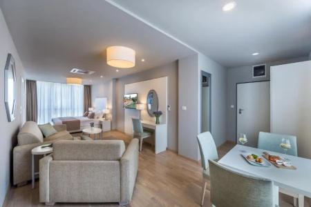 Apartments & Rooms Preelook - 5
