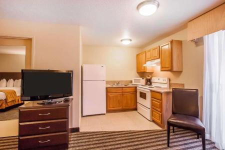 Quality Inn & Suites Vancouver - 37
