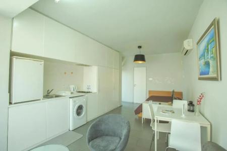 St. Lazaros Studios - 32