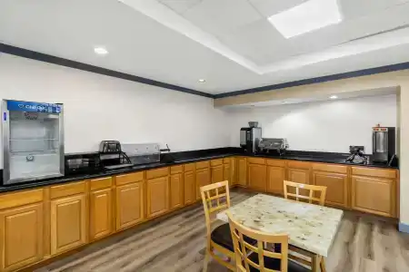 Comfort Inn 290/Nw - 22