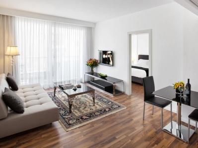 Sea Executive Suites - 1