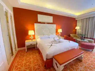 Continental Xin Hao and Resort - 4